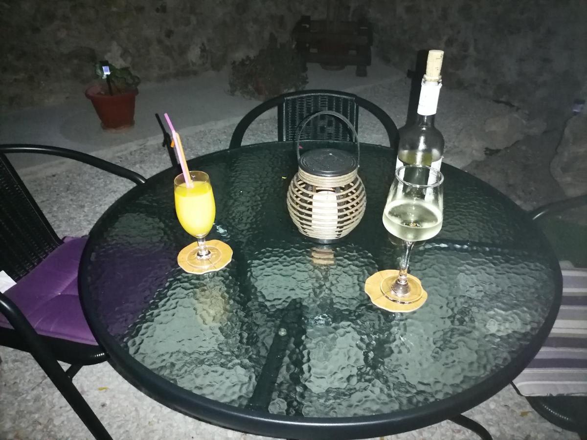 Lemon Tree House Villa Kalívesz Kültér fotó