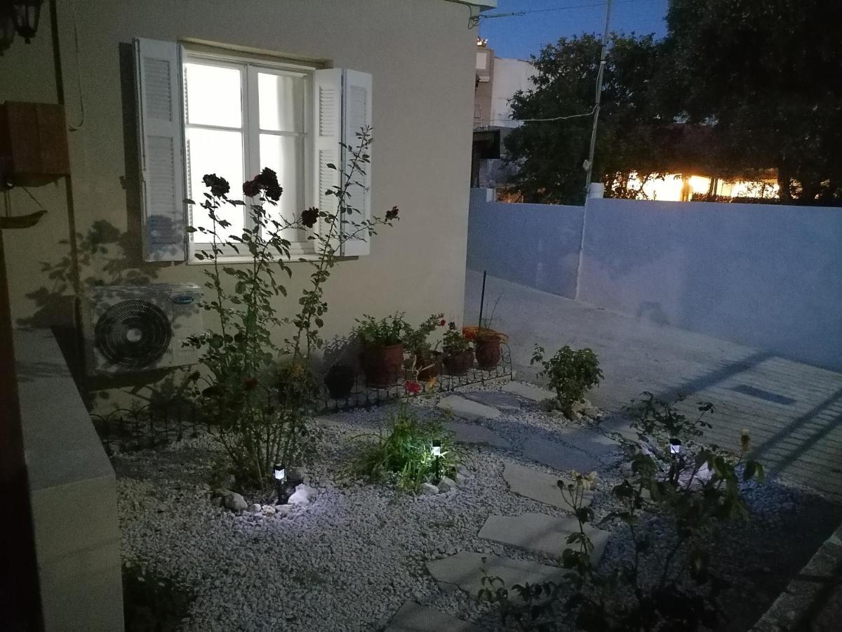 Lemon Tree House Villa Kalívesz Kültér fotó